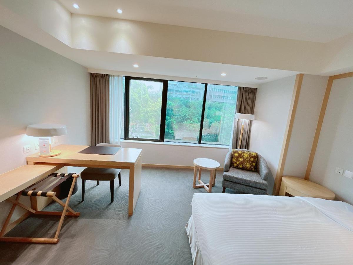 Sonnien Hotel Taipei Bagian luar foto