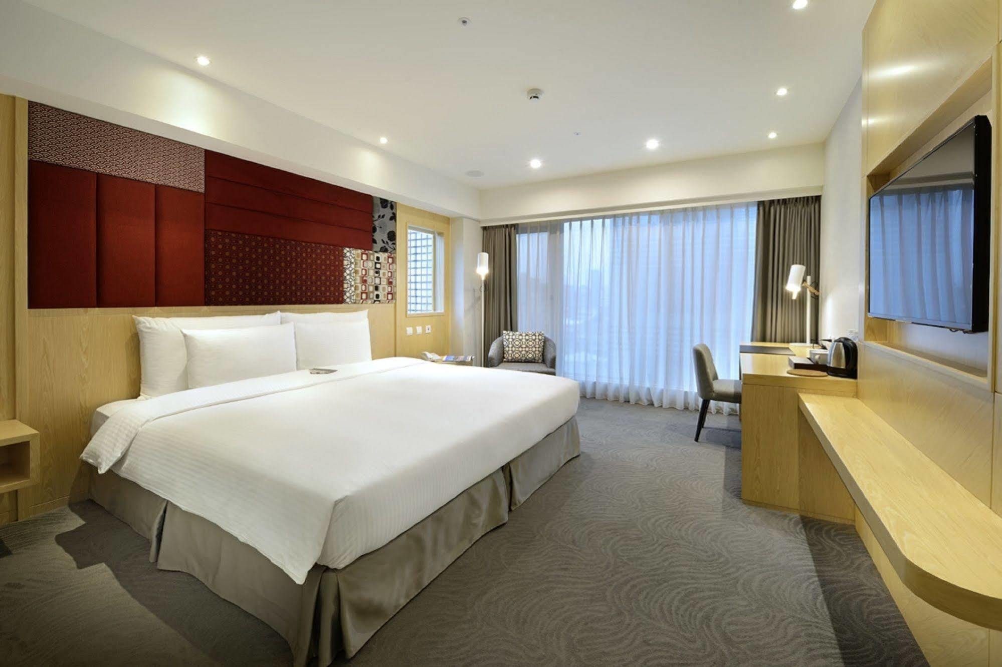 Sonnien Hotel Taipei Bagian luar foto